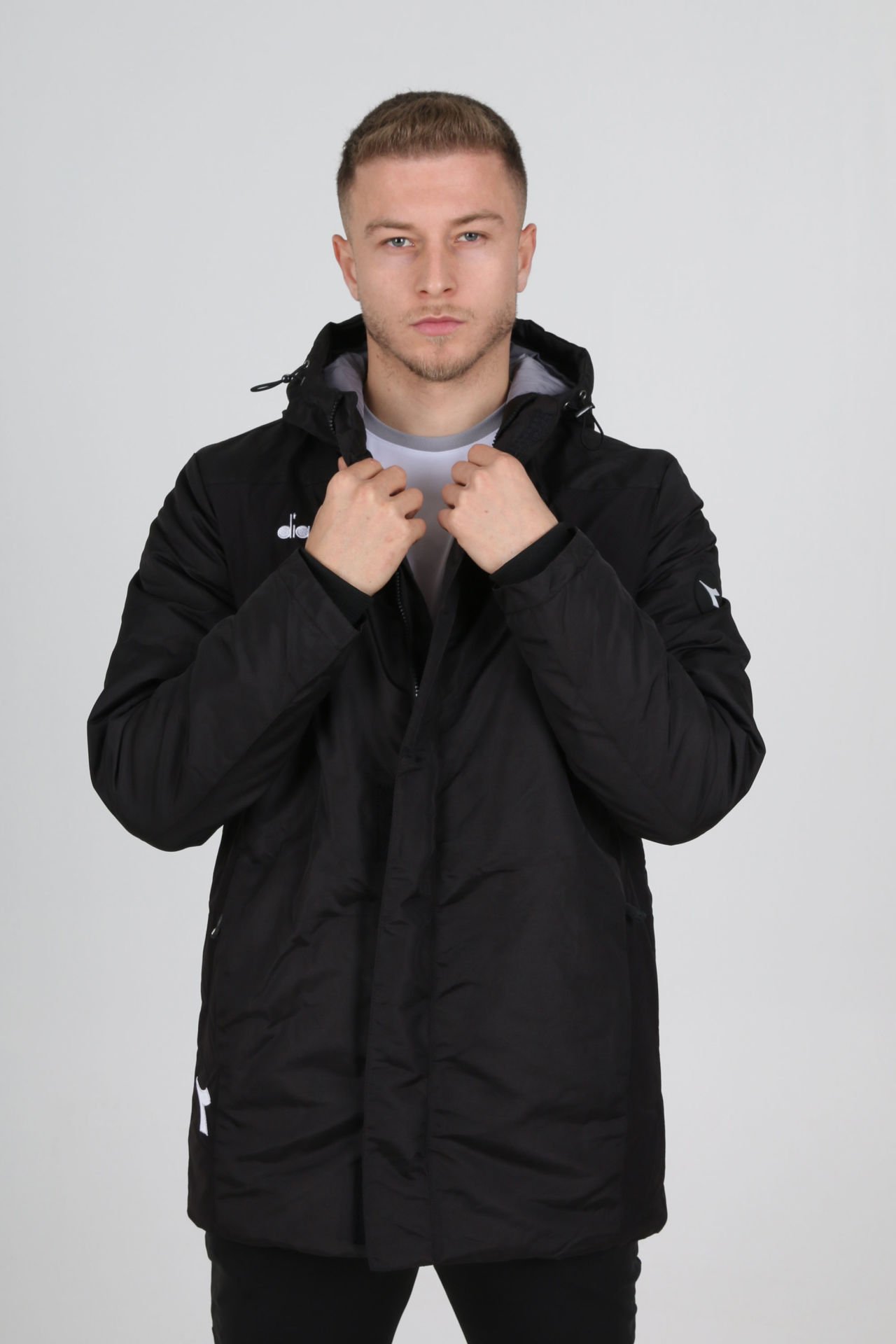 Diadora Forza Anorak Uzun Mont Siyah | CRS Spor