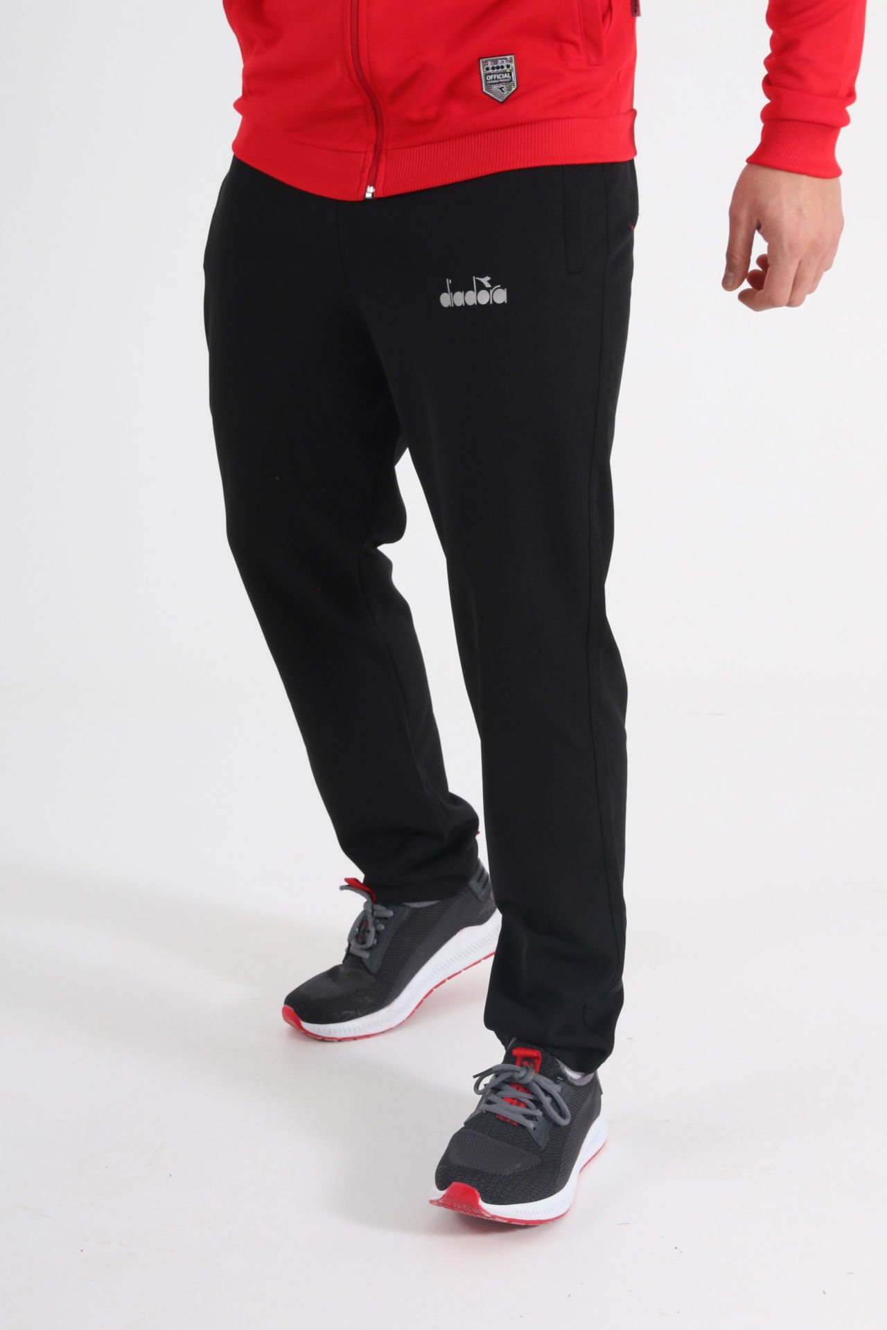 DIADORA ジャージ 黒/赤/オレンジ DIADORA ジャージセット ブラック - メルカリ