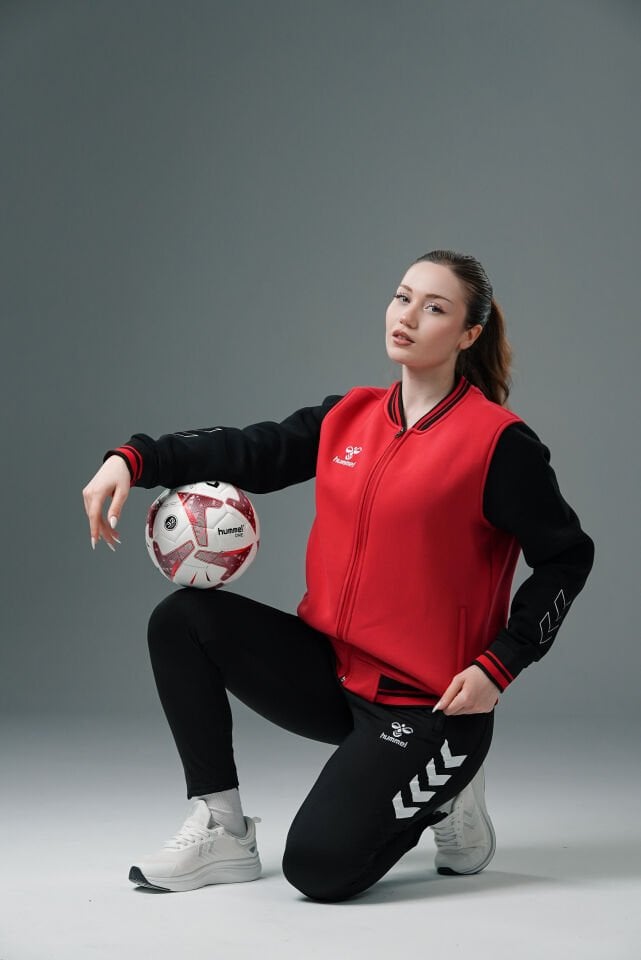 Hummel Kampüs Kolej Mont Kırmızı