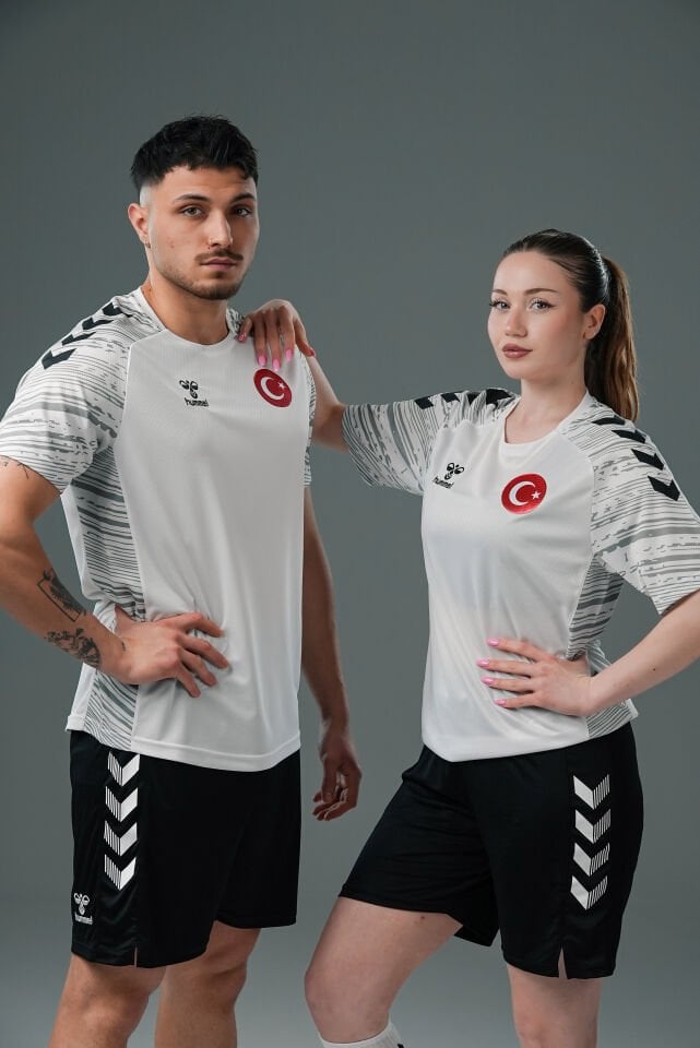 Milli Takım Line Antrenman Tişört Beyaz