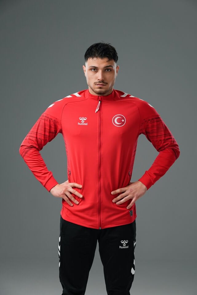 Milli Takım Line Kamp Eşofman Üstü Kırmızı