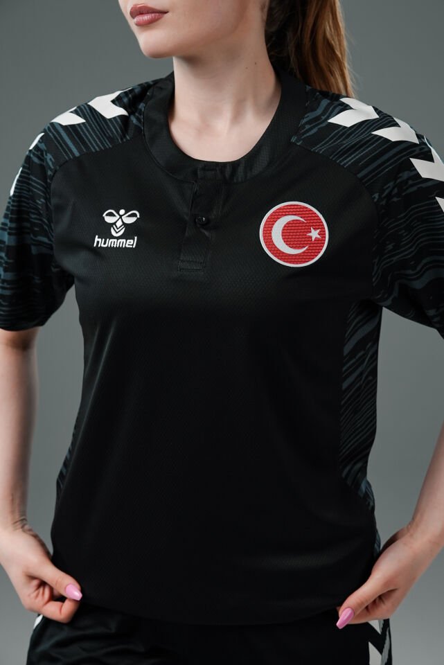 Milli Takım Line Kamp Tişört Siyah