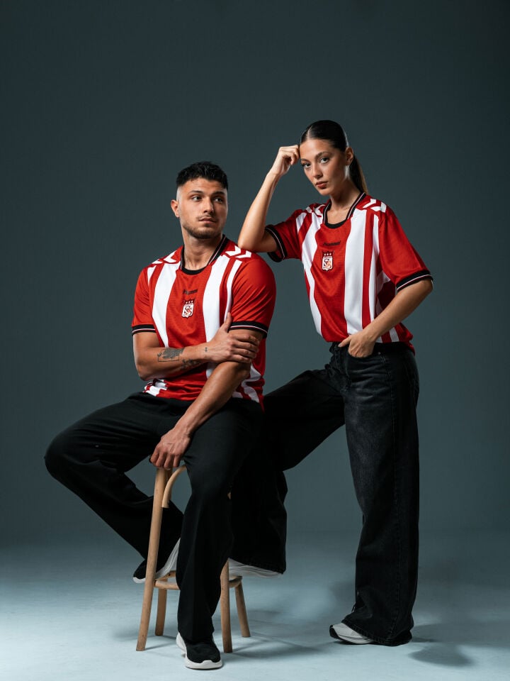 Hml Sivasspor Gök Medrese Kırmızı Forma 26/27