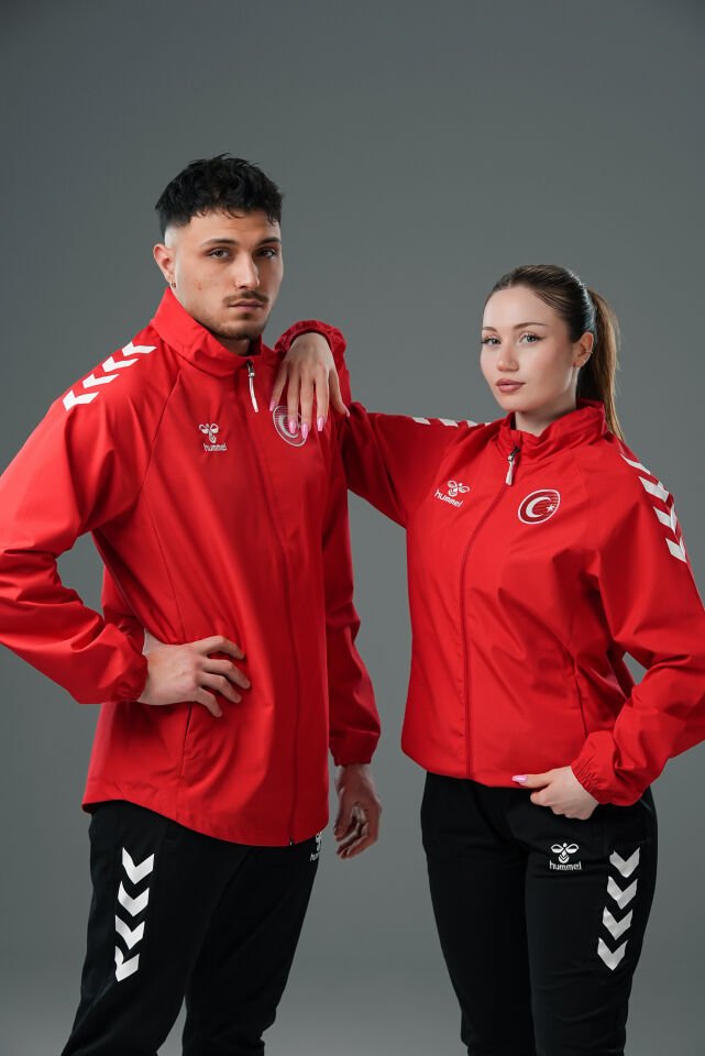 Hummel Line Milli Takım Yağmurluk Kırmızı
