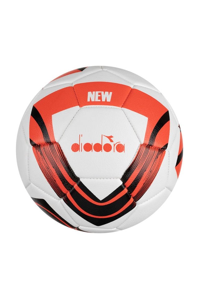 New Futbol Topu Beyaz Siyah Kırmızı No 4