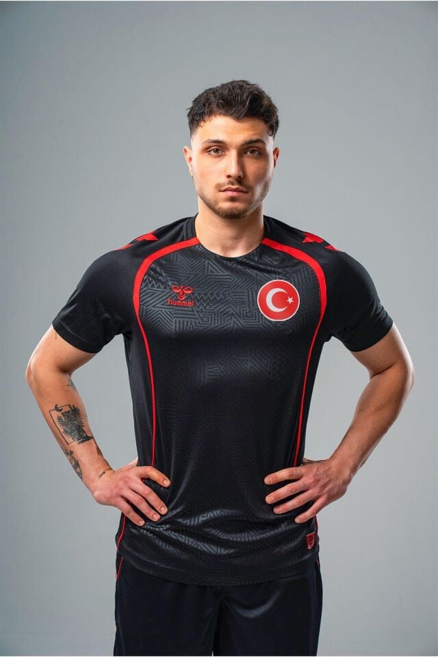 Hummel Target Milli Takım Antrenman Tişört Kırmızı- Siyah