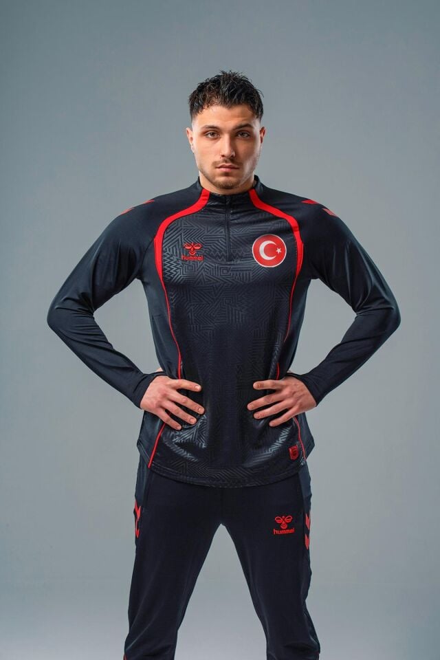 Hummel Target Milli Takım Antrenman Eşofman Üstü Kırmızı-Siyah