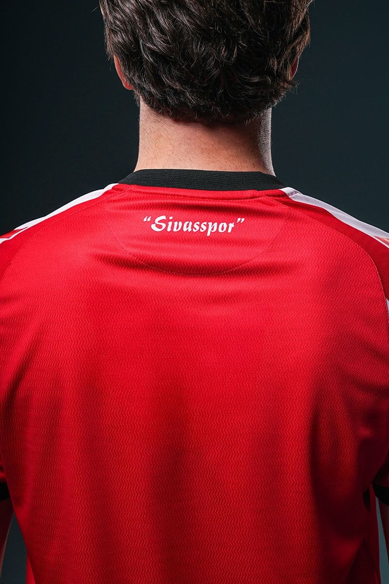 Sivasspor Efsane Çubuklu Forma 25/26