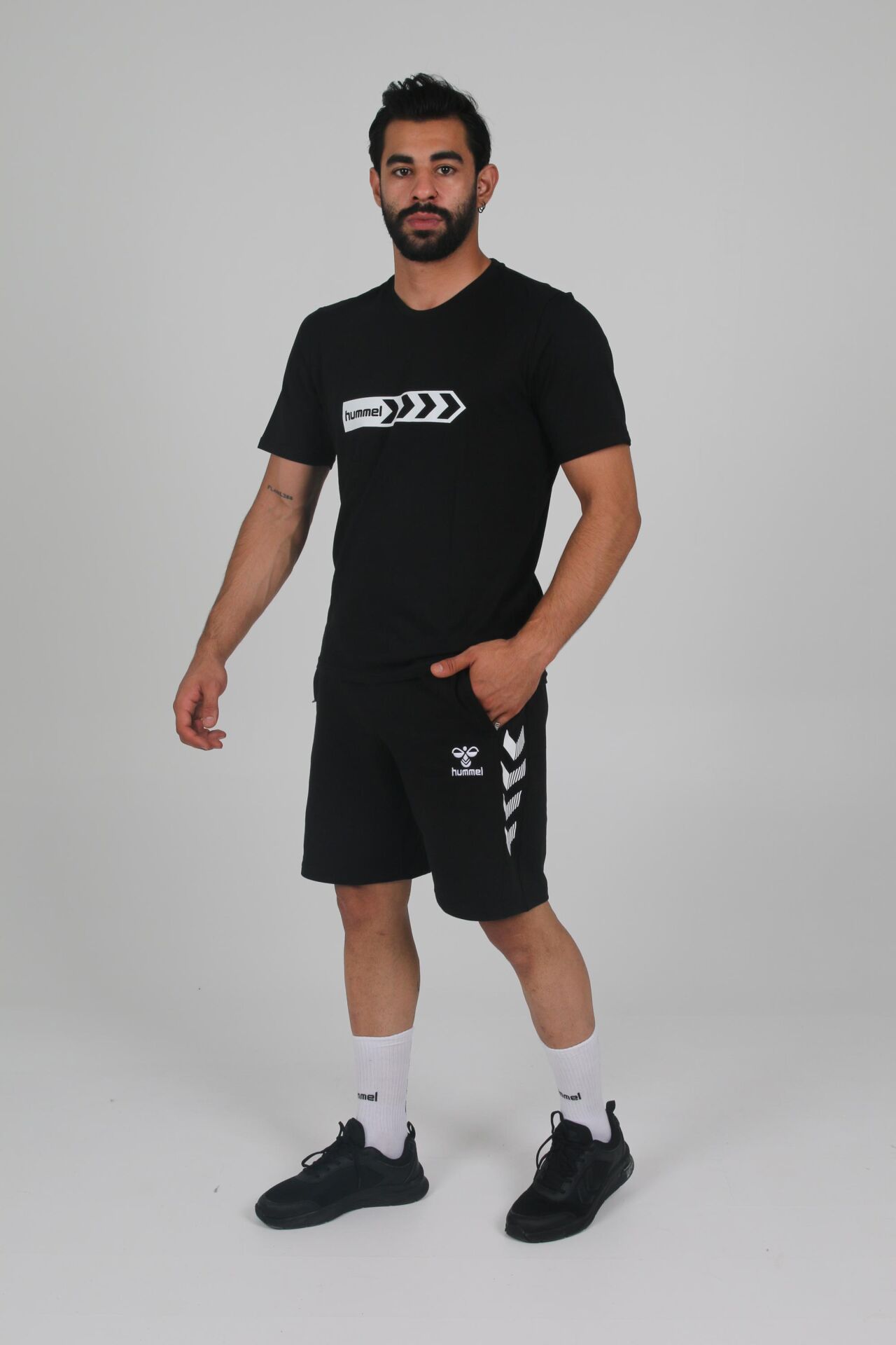 Hummel Armin Pamuklu Antrenman Tişört Siyah Baskılı