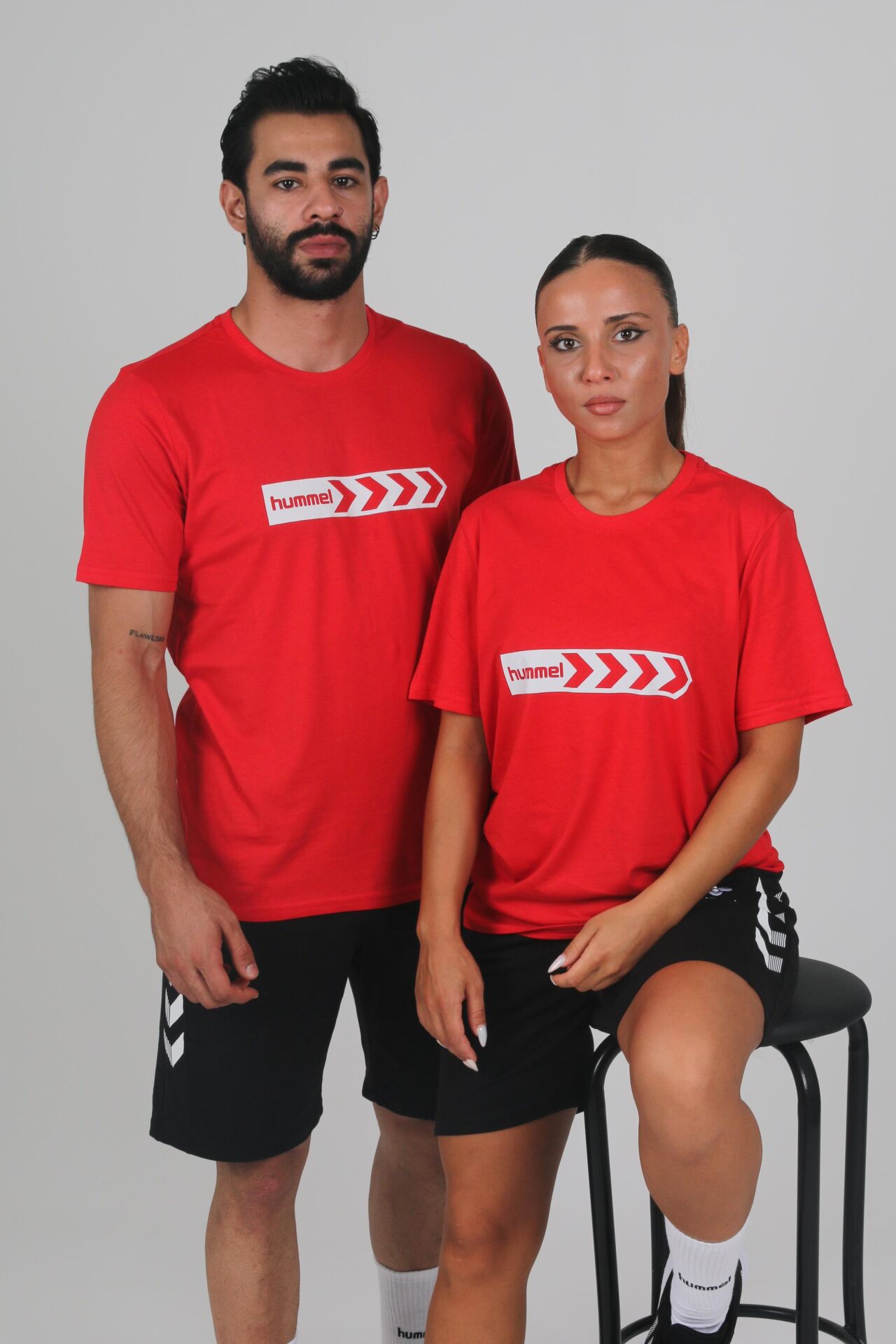 Hummel Armin Pamuklu Antrenman Tişört Kırmızı Baskılı