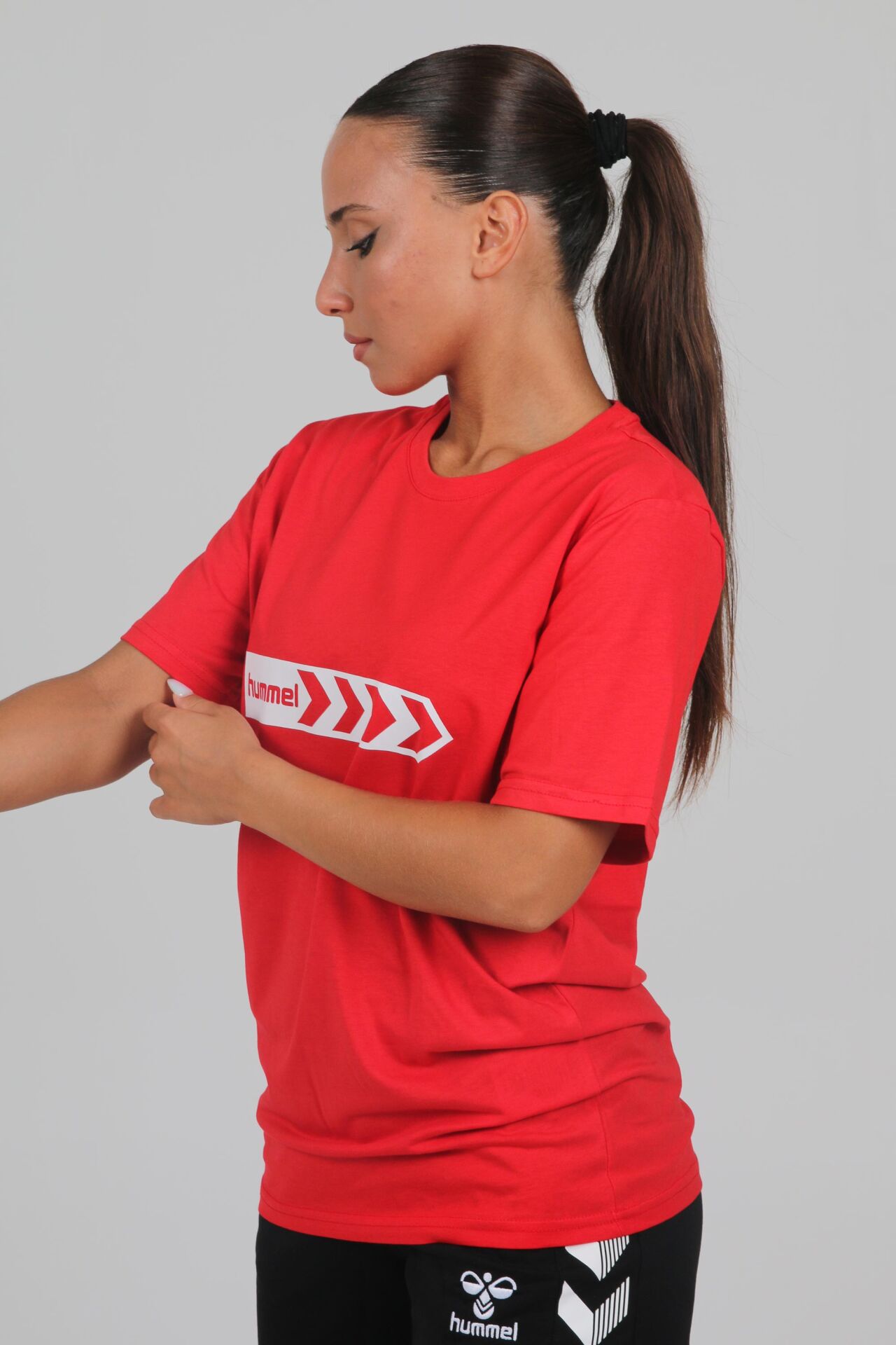 Hummel Armin Pamuklu Antrenman Tişört Kırmızı Baskılı