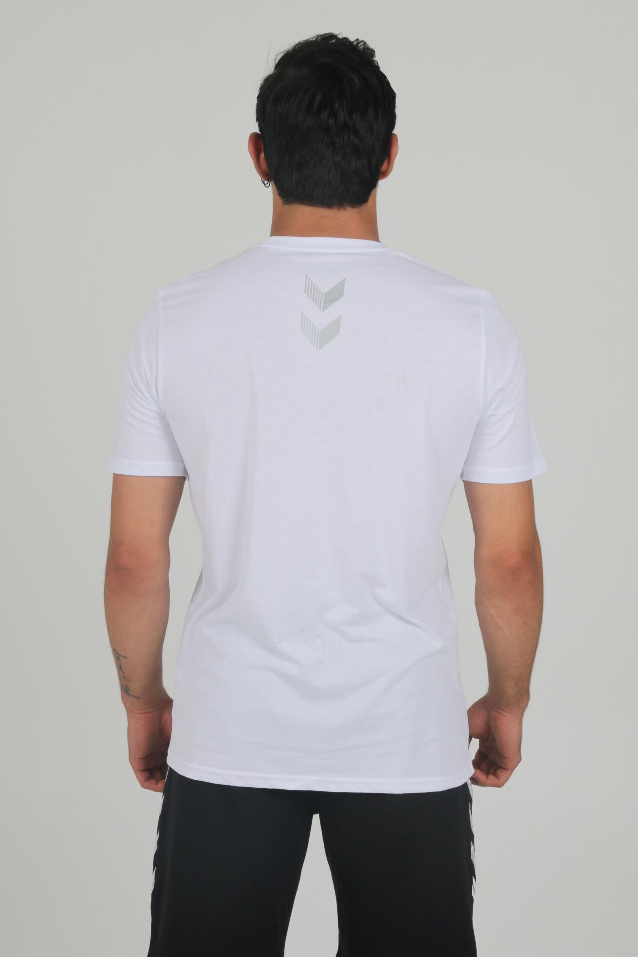 Hummel Armin Pamuklu Antrenman Tişört Beyaz Baskılı