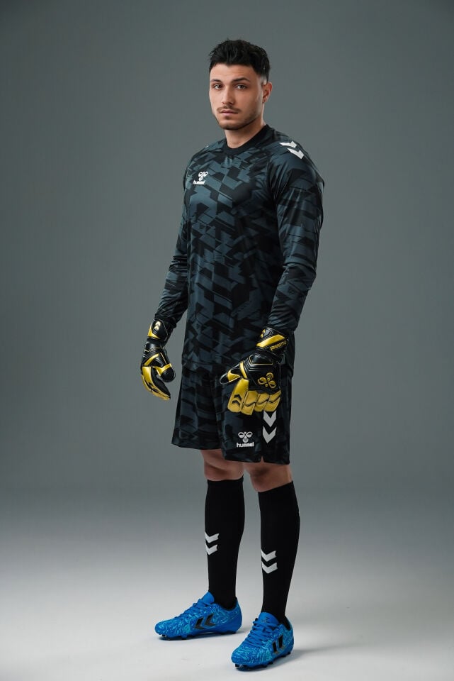 Hummel Line Kaleci Tek Üst Forma Siyah