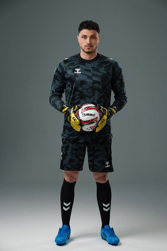 Hummel Line Kaleci Tek Üst Forma Siyah