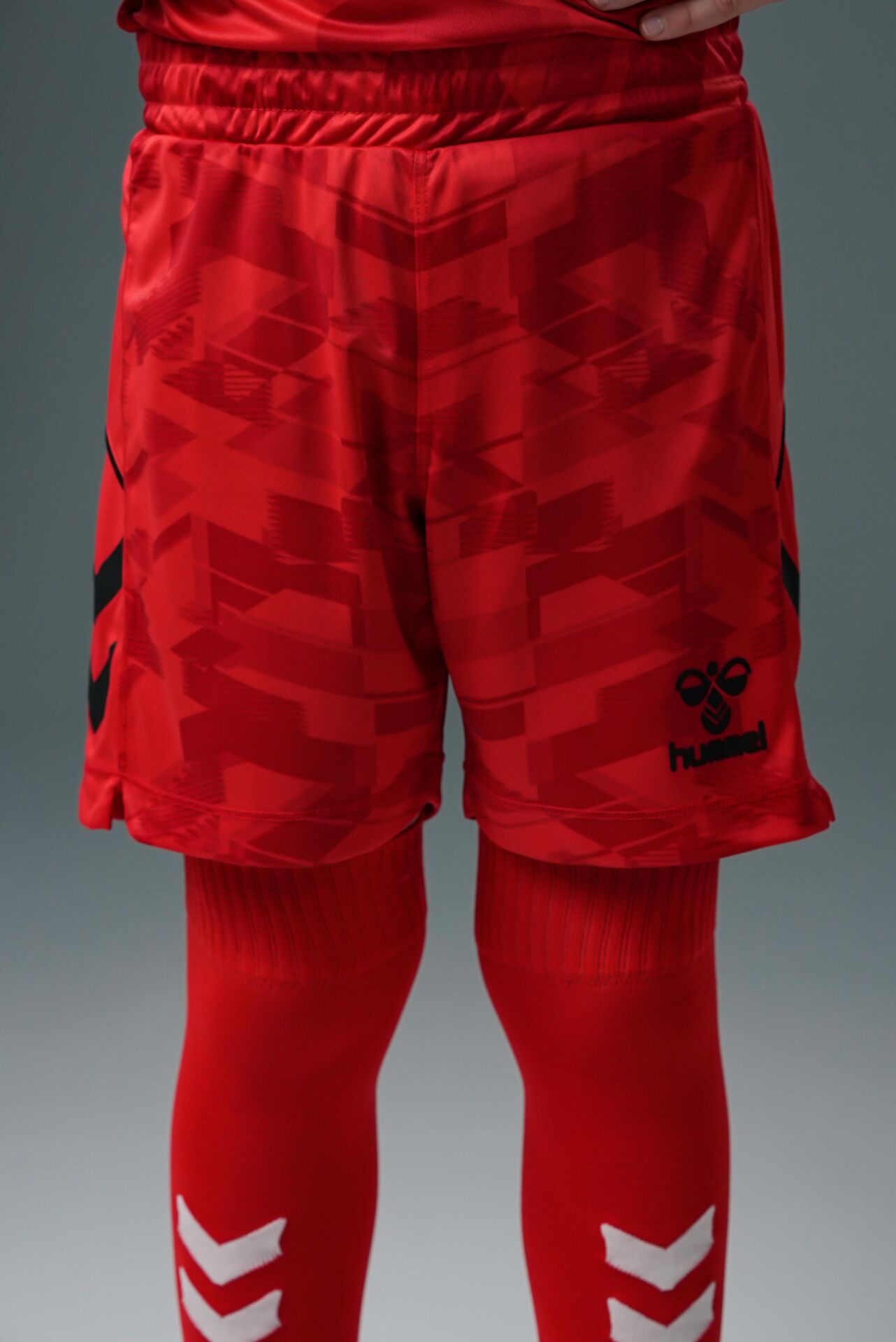Hummel Line Kaleci Şort Kırmızı Çocuk