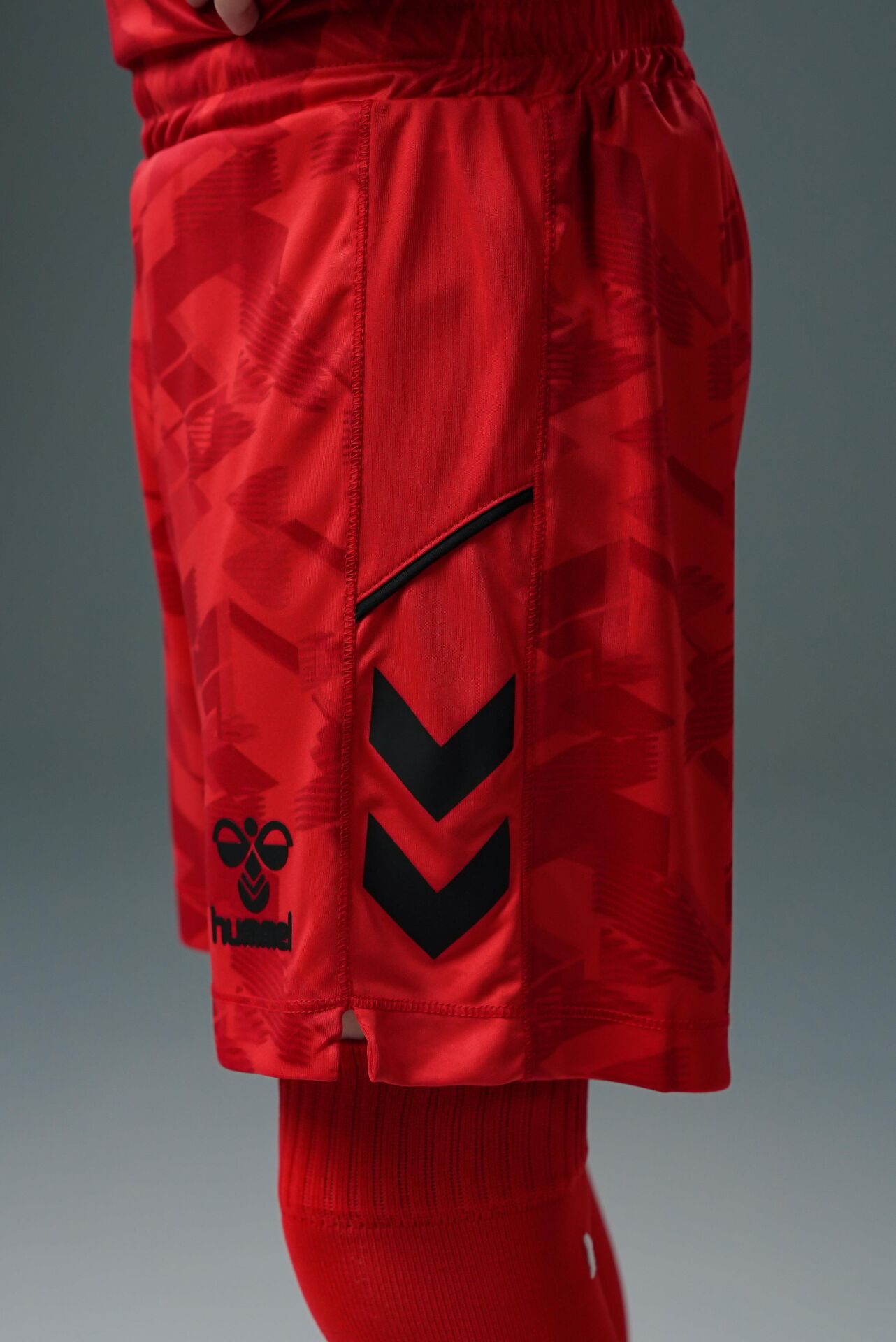 Hummel Line Kaleci Şort Kırmızı Çocuk