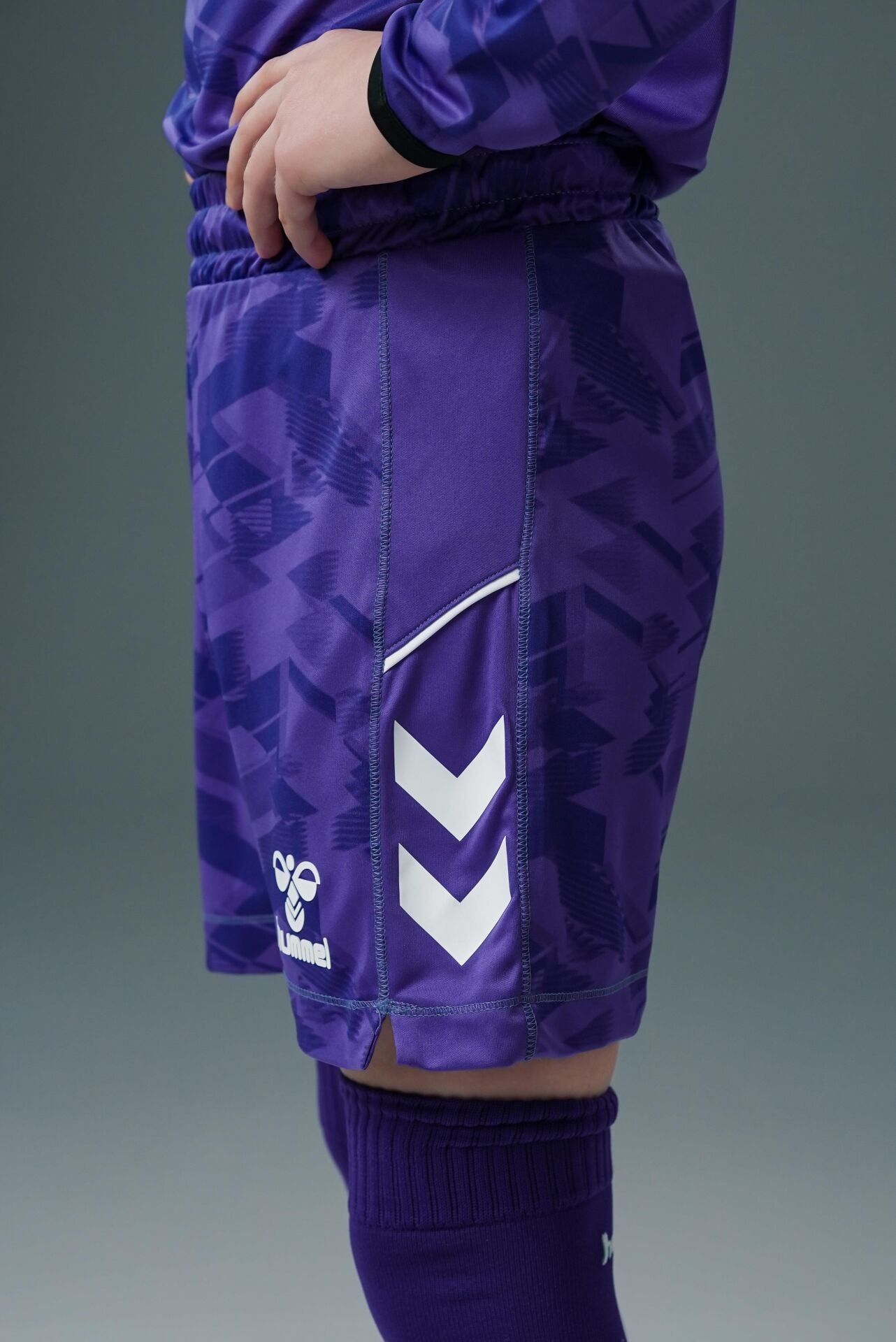 Hummel Line Kaleci Şort Mor Çocuk