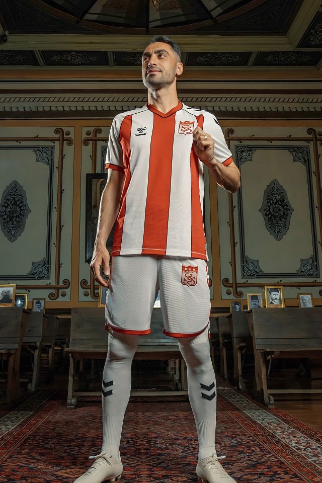 Sivasspor Efsane Çubuklu Forma Yetişkin