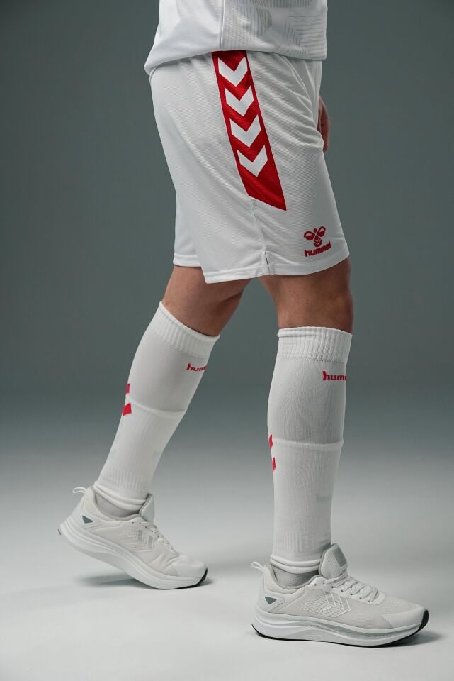 Hummel Milli Takım Beyaz Şort Erkek