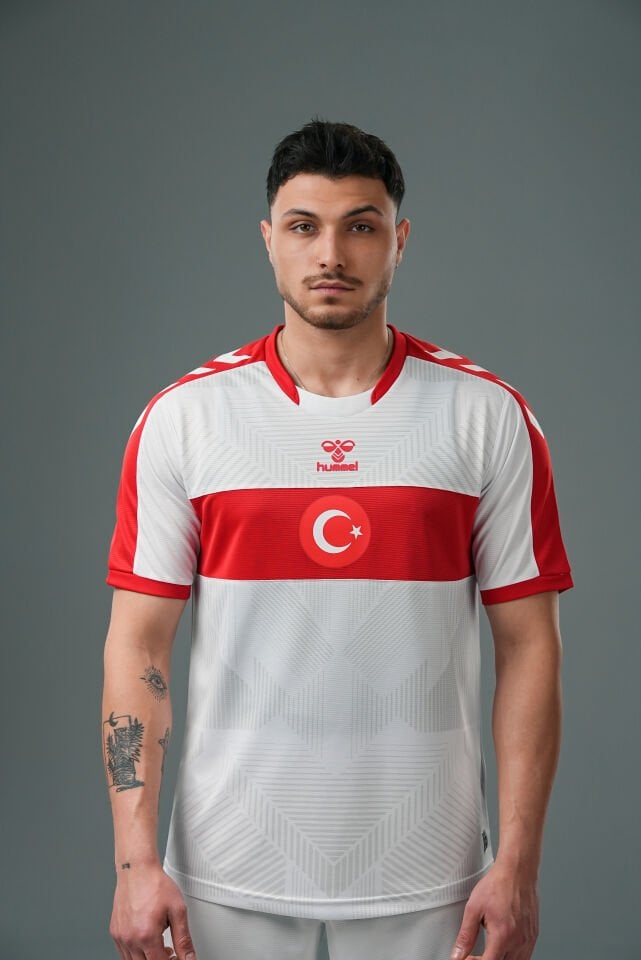 Türkiye Milli Takım Forma Beyaz