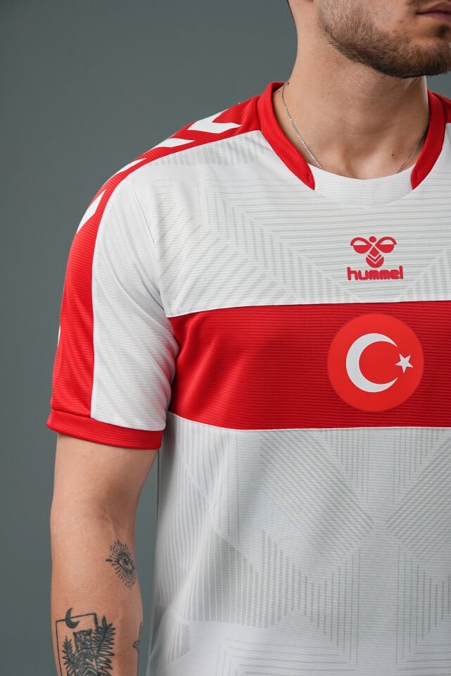 Türkiye Milli Takım Forma Beyaz
