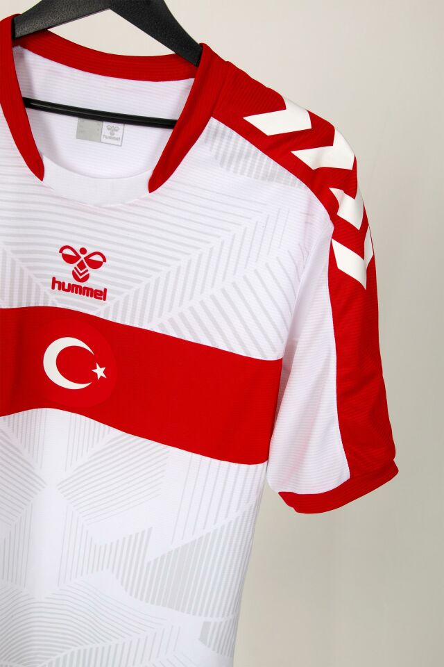 Türkiye Milli Takım Forma Beyaz