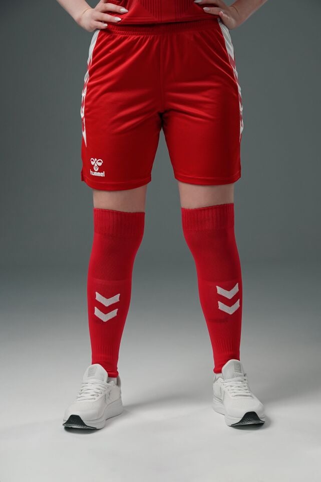 Hummel Milli Takım Kırmızı Şort Kadın