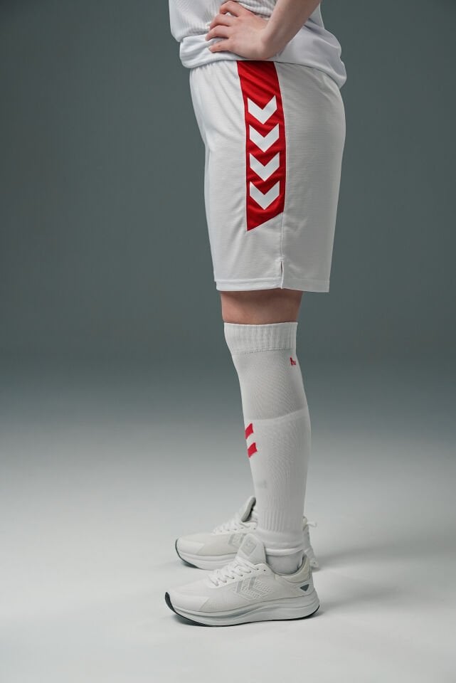 Hummel Milli Takım Beyaz Şort Kadın