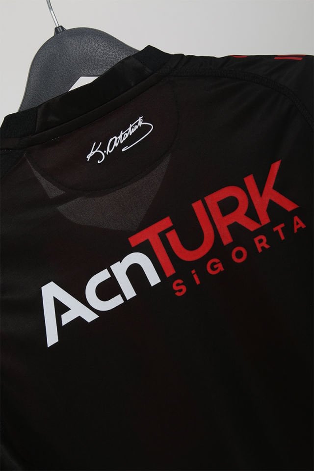 Eskişehirspor Efsane Çubuklu Yetişkin Forma